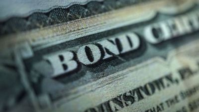 Why You Should Consider Investing in Bonds Now