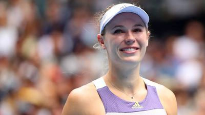 Former world number one Caroline Wozniacki announces comeback