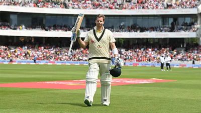 'Modern-day Bradman': Steve Smith rewrites stat books with 32nd Test ton