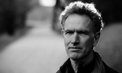 Hans Abrahamsen: Left, Alone review – a thrilling and beguiling one-hander