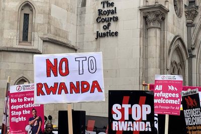 What happens next with plans to deport people to Rwanda?