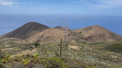The Canary Islands: facing the challenges of energy transition and climate change