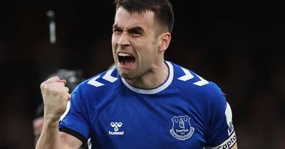 Seamus Coleman signs new Everton contract as Bill Kenwright speaks out on deal