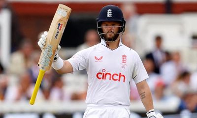 England’s persona non grata Duckett takes big step on road to redemption