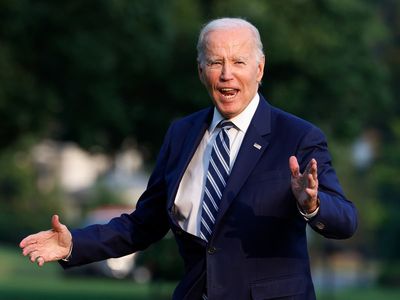 Biden groans when asked if Trump would have tipped Putin off to coup attempt