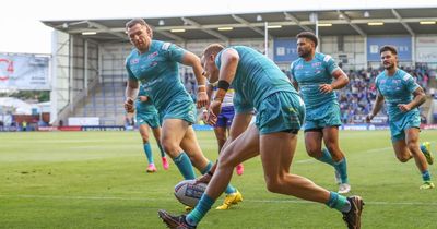 Two-try Ash Handley helps Leeds Rhinos rip up woeful Warrington Wolves