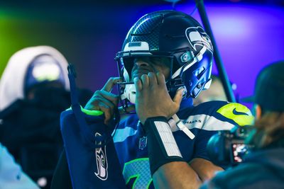 Watch: Seahawks play Jenga at practice