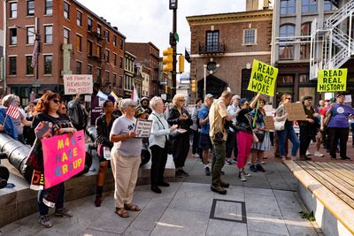 US Republican candidates woo controversial Moms for Liberty group