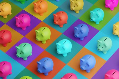 CDs vs Money Market Accounts: Which Is Better for You?