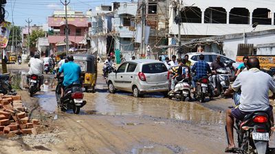 Unfinished road-widening works put AT Agraharam residents to trouble in Guntur city