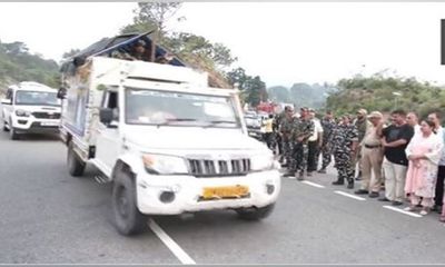 First batch of Amarnath pilgrims received by Udhampur's district administration