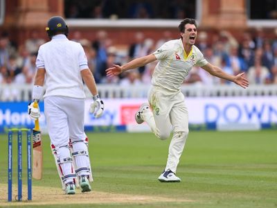 England vs Australia LIVE: Cricket scorecard and Ashes updates as tourists push lead over 200