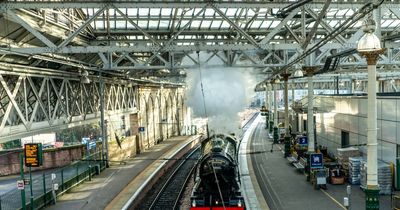 Excited Edinburgh locals get the chance to glimpse iconic Flying Scotsman train