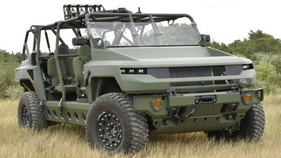 GM’s EMCV Breaks Cover As Militarized GMC Hummer EV