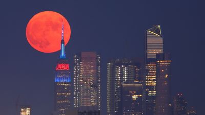 Watch the full Buck Moon — the year's 1st supermoon — gallop into the sky on July 3
