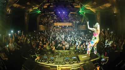 "I know that I’ve got to put on a show. I want it to feel like a performance" – How Koven balance live vocals and DJ mixing