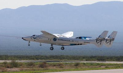Virgin Galactic completes first commercial flight into space
