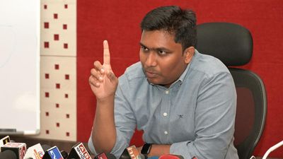 Chittoor Collector announces MSP of ₹12 per kg for Thothapuri mango