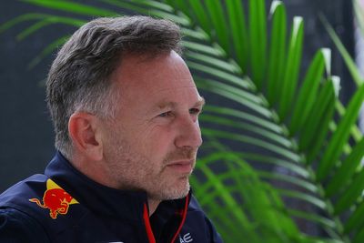 "Urgent attention" needed to avoid F1 2026 rules ruining racing - Horner