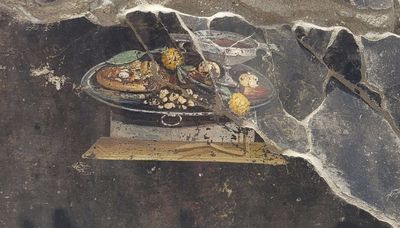 A wall painting found in Pompeii ruins doesn’t depict pizza