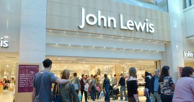 Tribute to retail giant John Lewis being installed in West Country seaside town