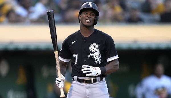 White Sox lineup puzzle coming for Pedro Grifol with Eloy Jiménez on rehab  stint, Jake Burger working at second base - CHGO