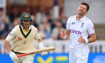 England’s Ashes hopes hanging by a thread after Australia turn the screw