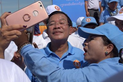 Cambodia PM backtracks on threat to ban Facebook amid content row