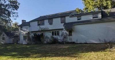 Inside home frozen in time for 10 years after it is raided for drugs by police