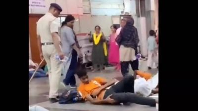 Furore erupts after RPF jawan puts water on faces of sleeping passengers at Pune railway station