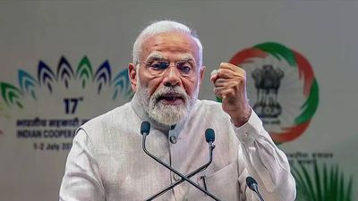 PM Modi counters Congress over guarantees to farmers