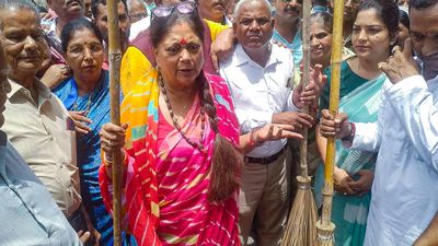 Vasundhara Raje meets Kanhaiya Lal murder case’s eyewitness in Udaipur