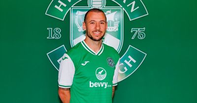 Hibs new signing Adam Le Fondre in 'f**ck off' reply to Hearts rival and former teammate