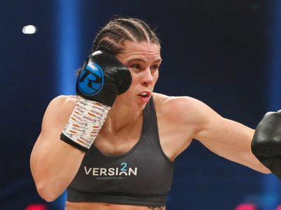 Savannah Marshall vs Crews-Dezurn LIVE: Result as Briton claims undisputed titles with decision win