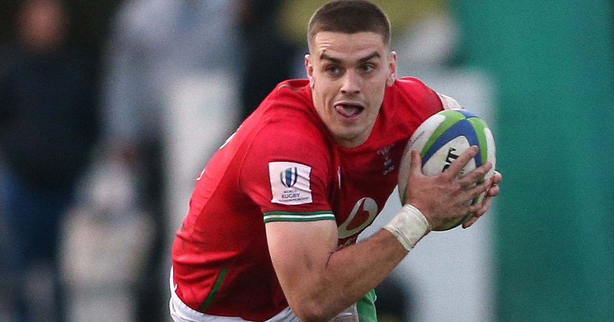 Sam Roberts Rugby New Wales centre likened to Jamie Roberts and teased…
