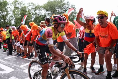Richard Carapaz abandons Tour de France