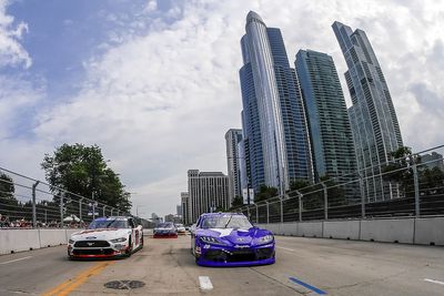 Lightning forces postponement of Chicago Xfinity race to Sunday