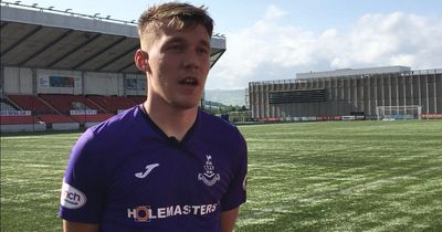 Hibs kid admits dad Garry O'Connor will give him pelters for not scoring more on Airdrie debut