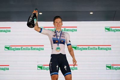 'I have to deliver for the team' - Wiebes unbeatable in Giro Donne sprint