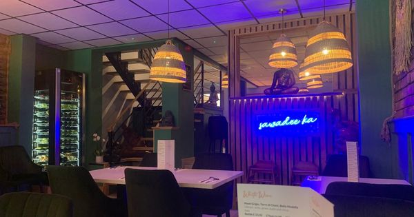 I ate at the Thai restaurant footballers love and I can't wait to go back