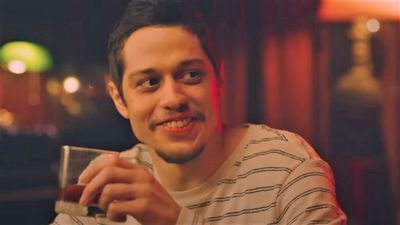 Pete Davidson Admitted His Mom Made A Fake Twitter Account To Defend Him While He Was On SNL, And The Funny Reason She Got Caught