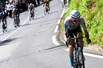 Bilbao begins Tour de France fundraising effort in honour of Gino Mäder