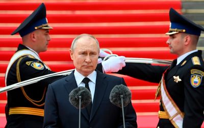 Ukraine war – live: Flights diverted as Russia intercepts multiple drones ‘heading for Moscow’