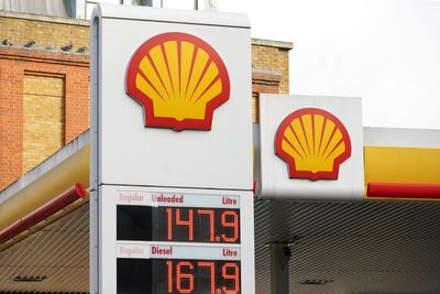 Drivers ‘paying 6p a litre more on petrol because supermarkets hiked margins’