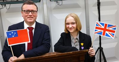 Newcastle school welcomes back history-making British diplomat, to speak to students about his political career