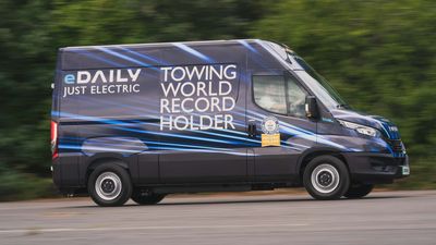 Iveco eDaily Tows 338,600 Pounds To Earn Guinness Record For EV Van