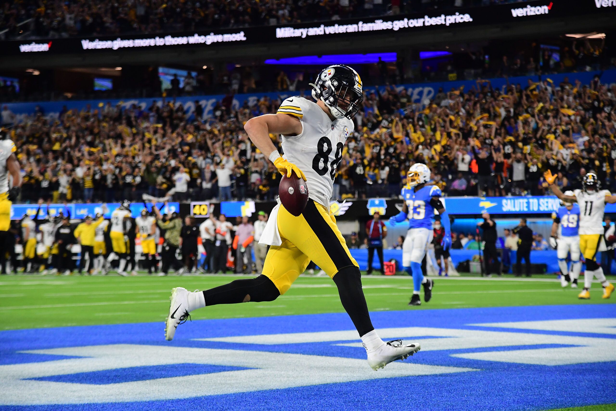 2023 stat projections Steelers TE Pat Freiermuth