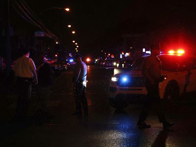 Gunman opens fire on Philadelphia streets, killing 5 and wounding 2