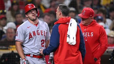 Angels Star Mike Trout Leaves Game With Apparent Wrist Injury