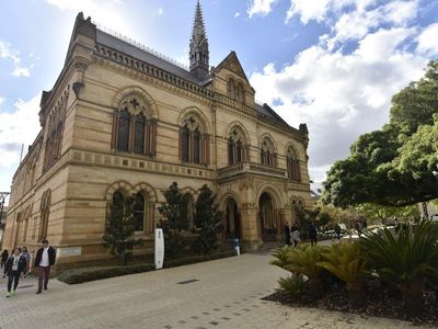 Two South Australian universities to tie the knot